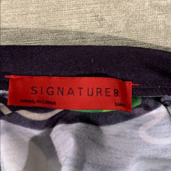 Signature 8 tropical crop top - Picture 3 of 3